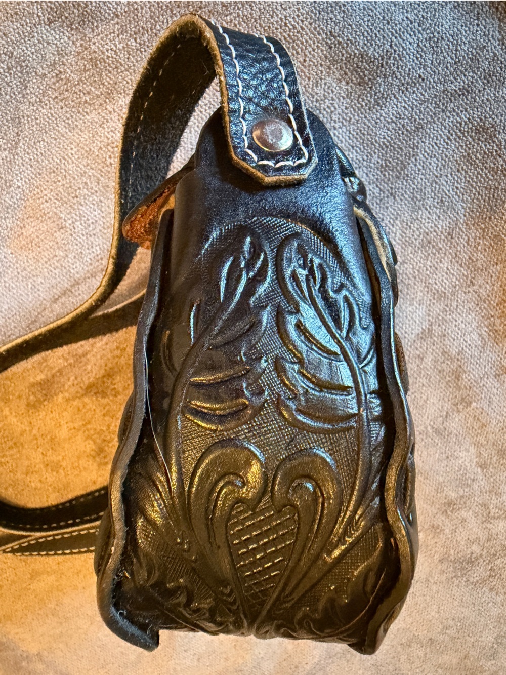 VINTAGE Black Tooled Leather Horse Saddle Bag - Picture 10 of 16